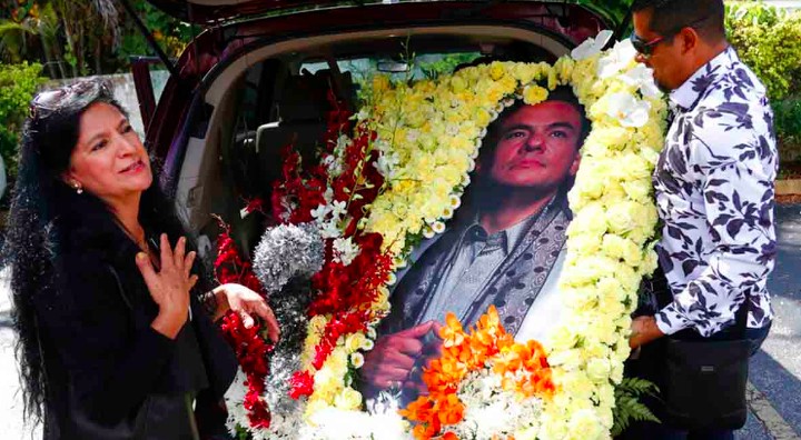 Empieza funeral de José José en Estados Unidos