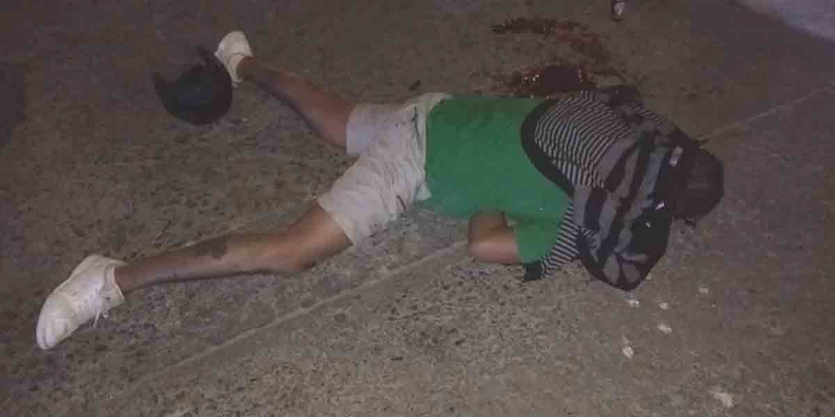 Asesinan a un hombre y lesionan a mujer en La Merced