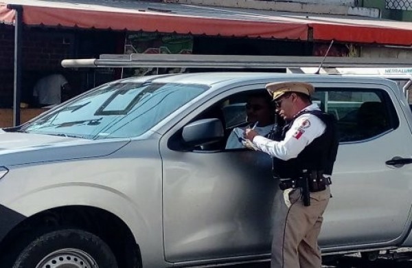 Evidencian condonación de multas de Tránsito pese a prohibición