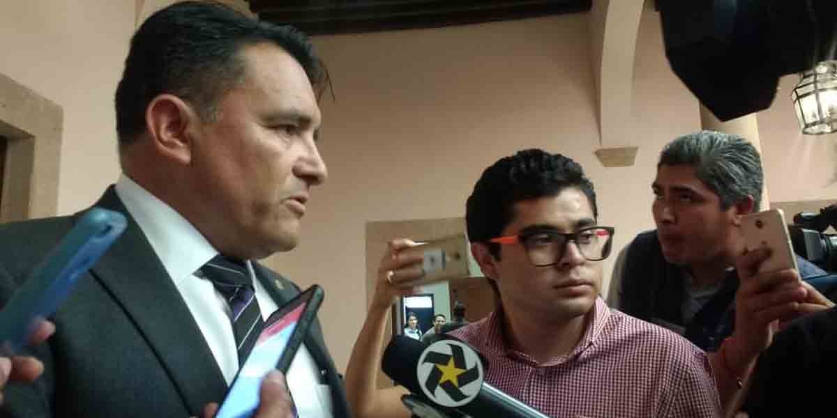 Secretario de Seguridad pide confiar en policías para denunciar