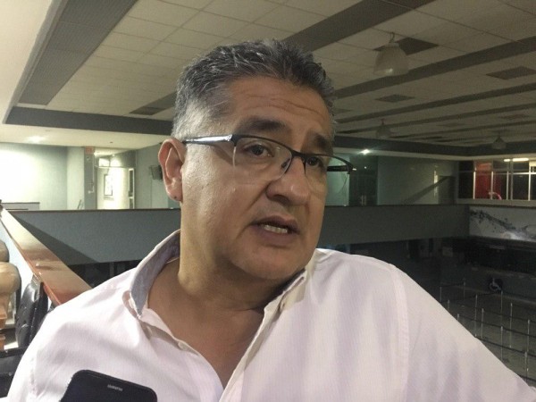 SAPAL no vende aire, son fugas en los domicilios, aseguró Enrique de Haro
