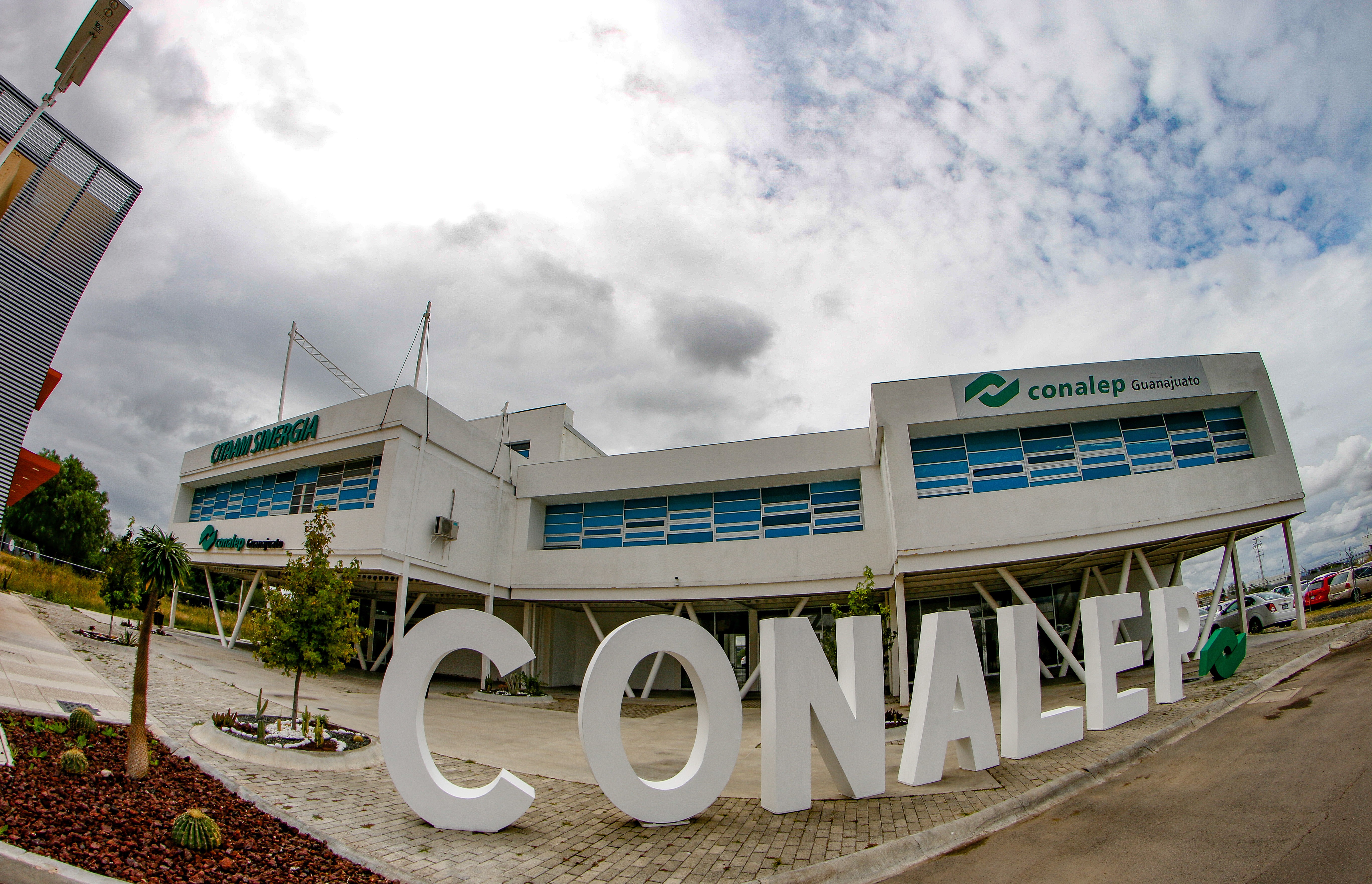 Sufre Conalep robos por 14 millones de pesos