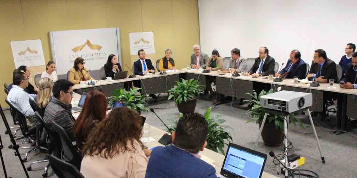 Garantiza Alejandra Gutiérrez análisis responsable para deuda estatal