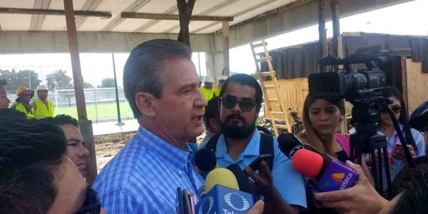 López Santillana viajará a Estados Unidos; participará en Consejo de CALEA
