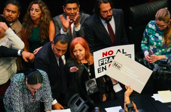 Rosario Piedra es un ejemplo de dignidad: López Obrador