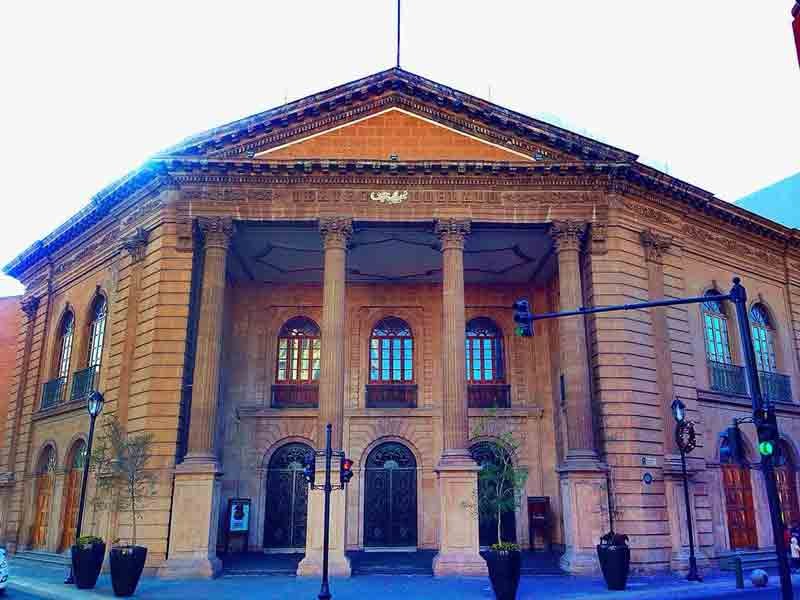Destinarán 12 mdp para remodelar el teatro Manuel Doblado