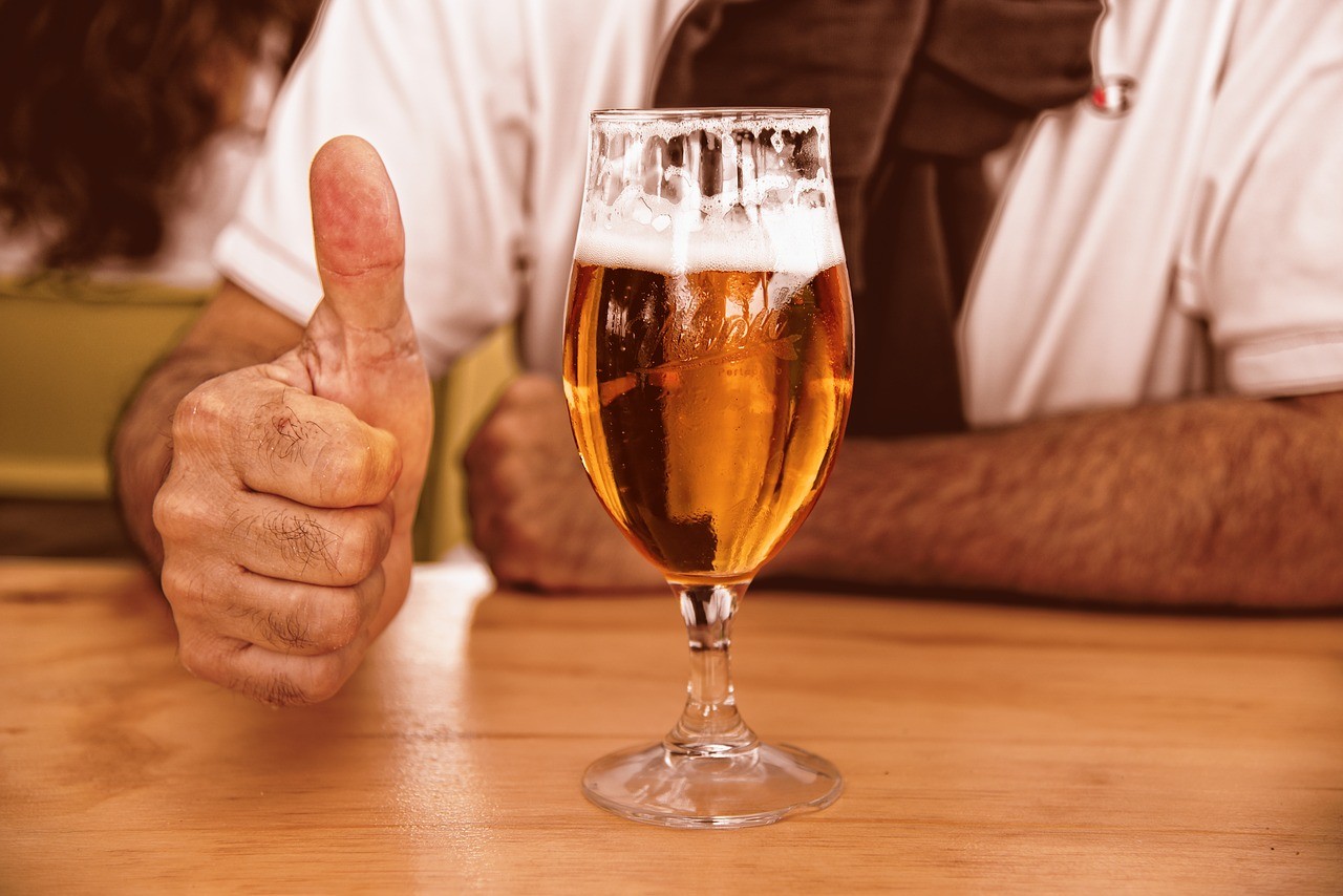 Impuestos no inhibirán el consumo de alcohol: Javier Quiroga