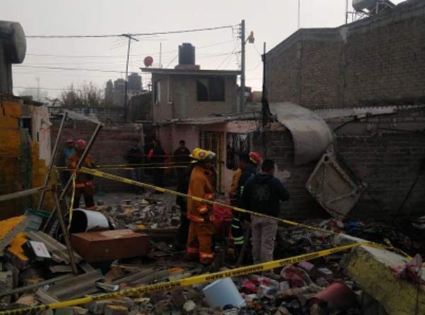 Explota polvorín en Tultepec; deja dos muertos
