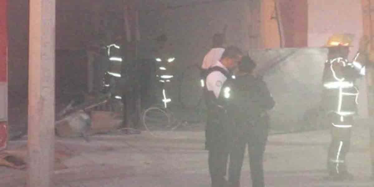 Explota local en Mariano Escobedo: 2 lesionados