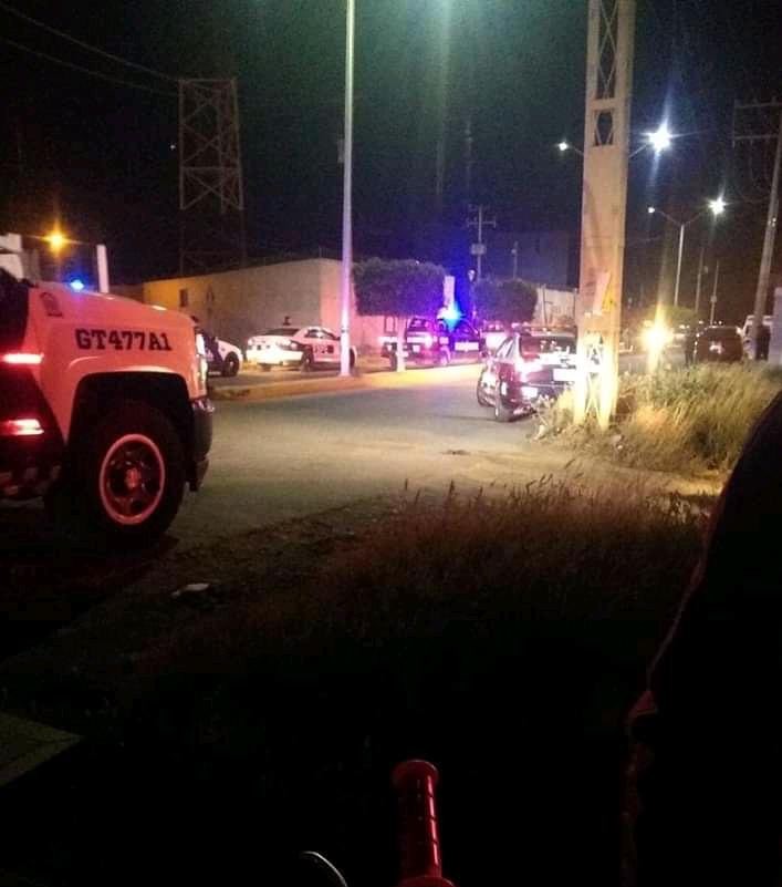 Mata comando a policías y ‘levanta’ a otros en Villagrán