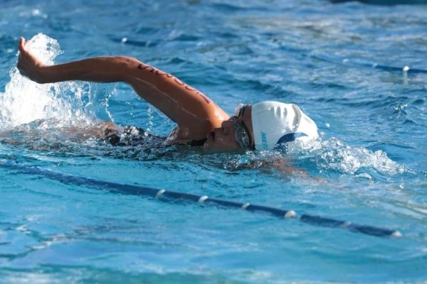 Abren escuela de Triatlón en León