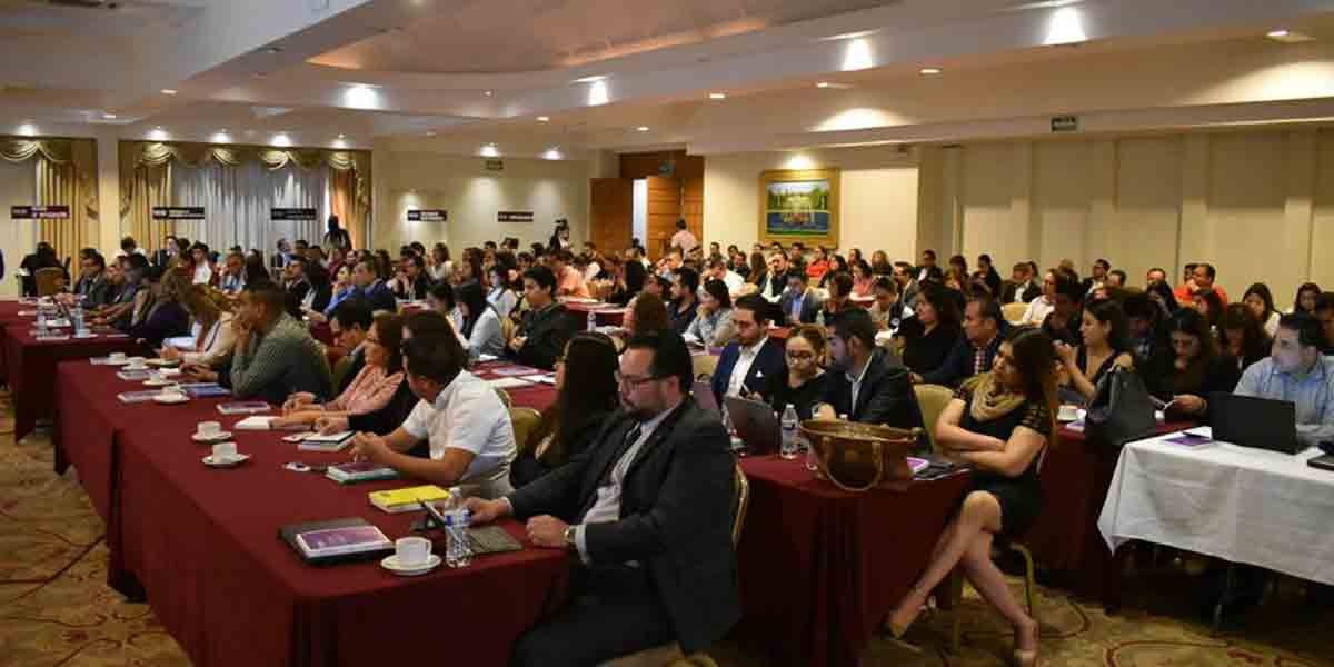 Capacita IACIP a titulares de transparencia