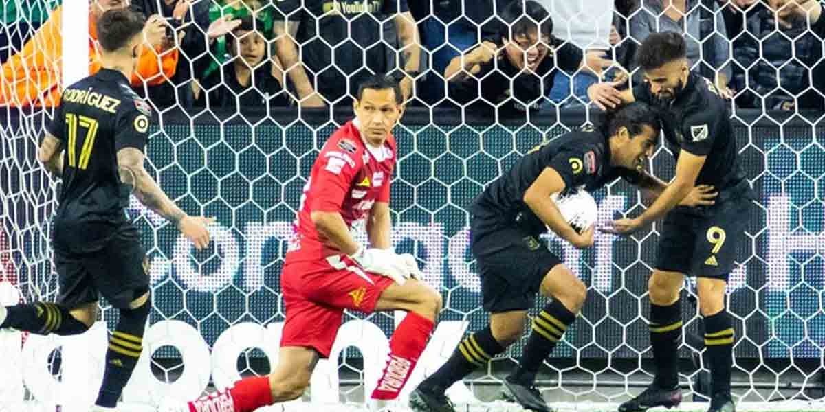 Rodolfo Cota: “Nos pesan los momentos importantes”