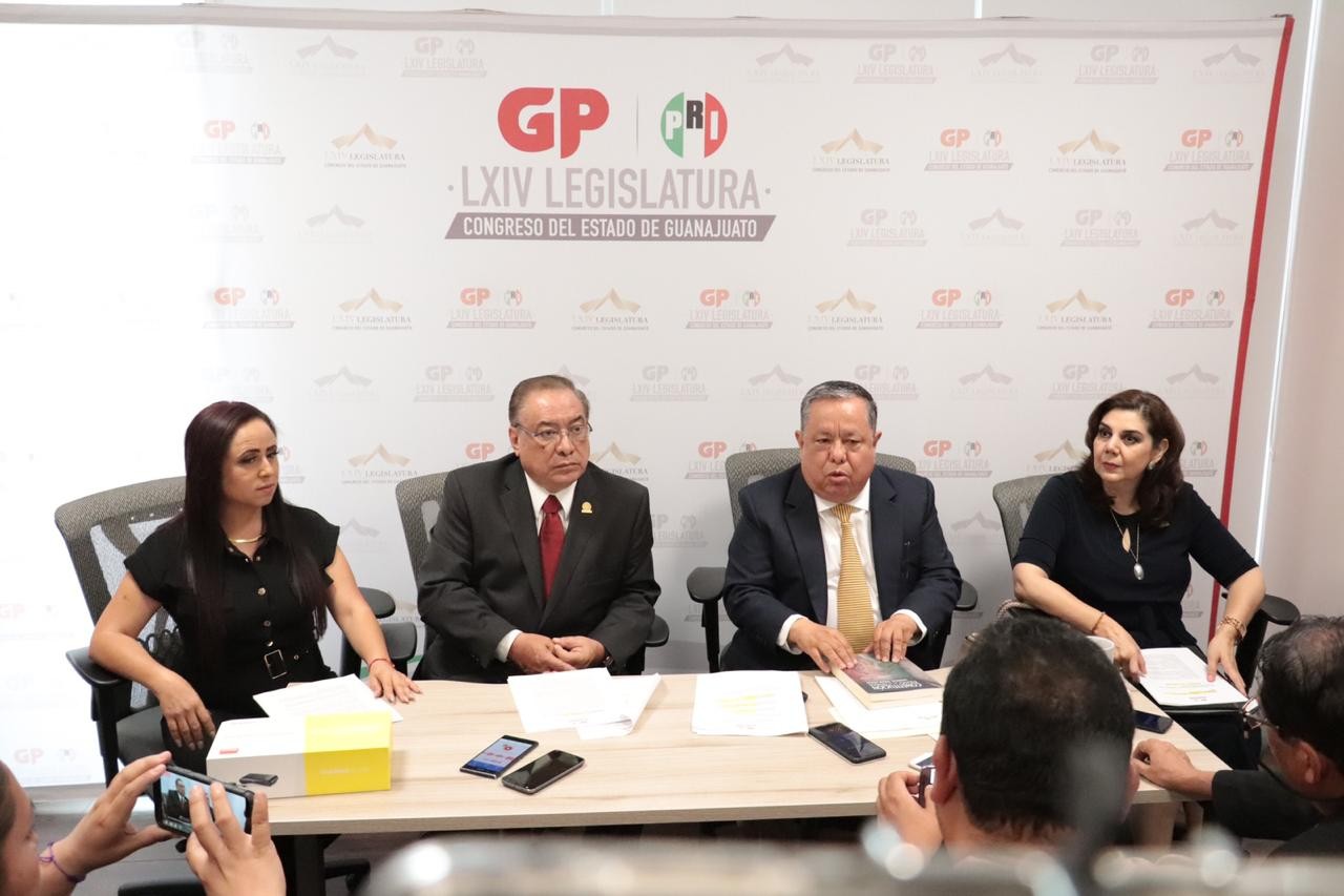 Elude Zamarripa su responsabilidad: PRI