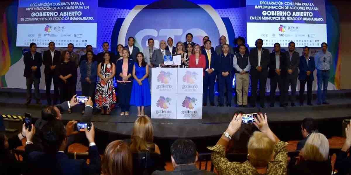 Firman declaratoria para un gobierno abierto en municipios de Guanajuato
