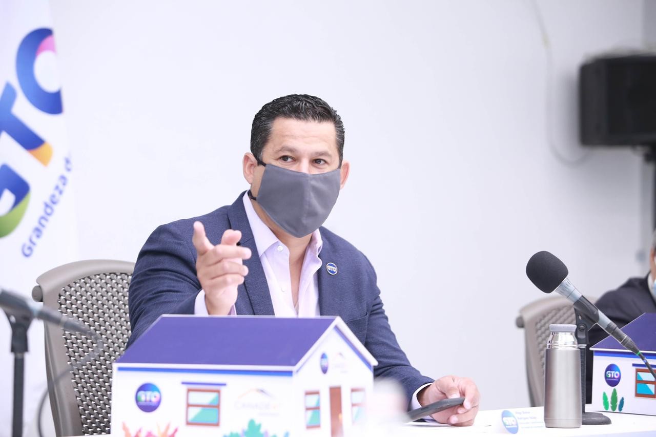 Impulsan Estado y Canadevi vivienda económica