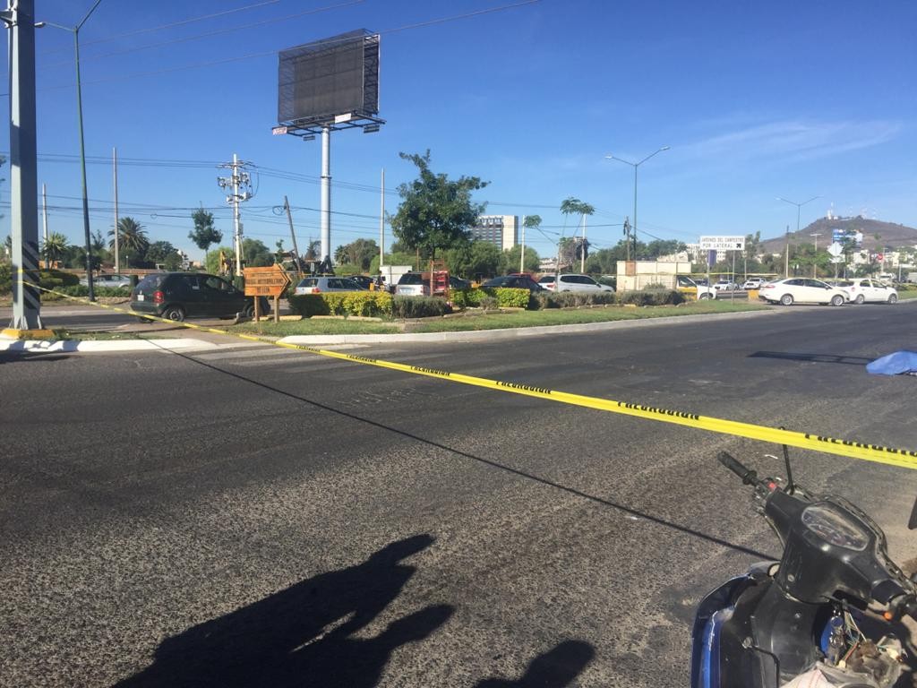 Muere motociclista en atropello