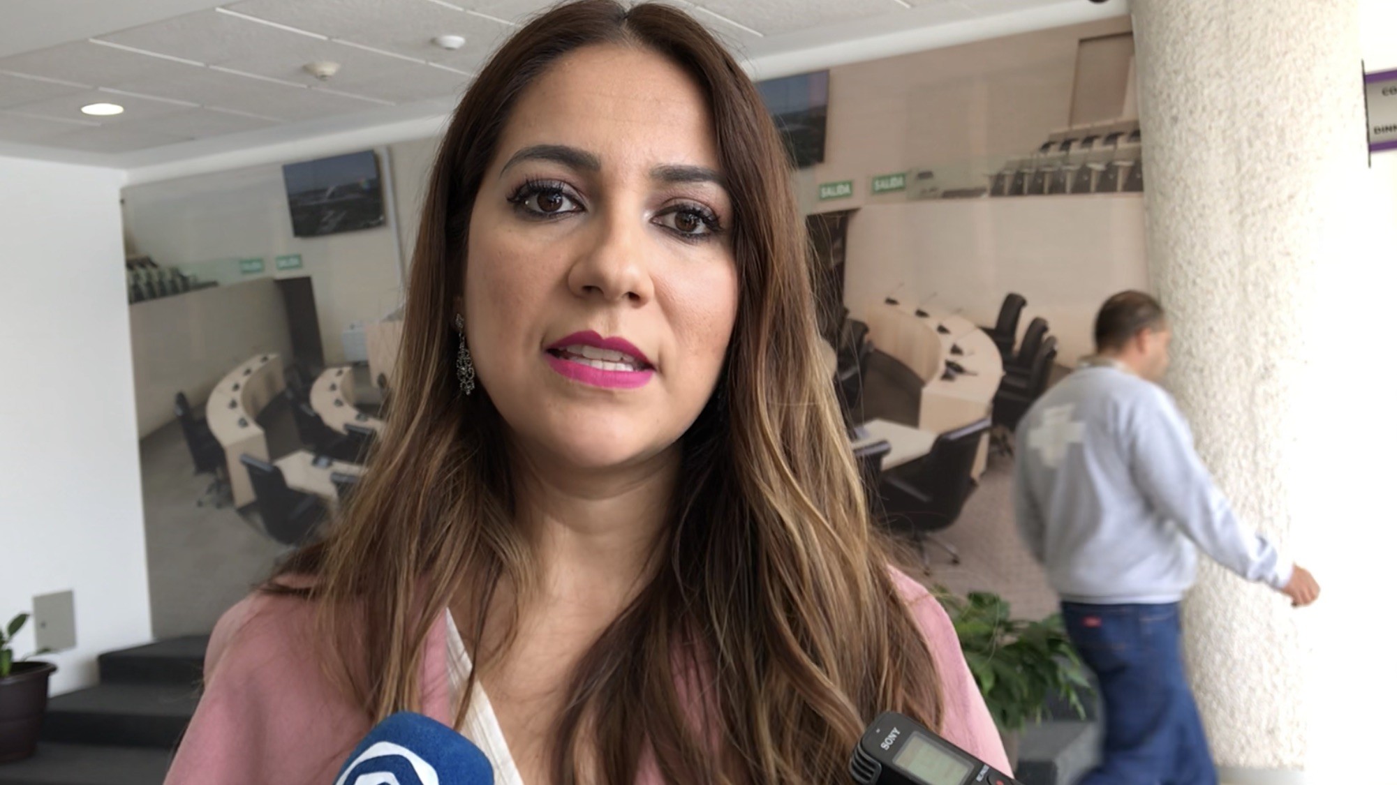 Diputada pide a familiares de desaparecidos que sigan participando