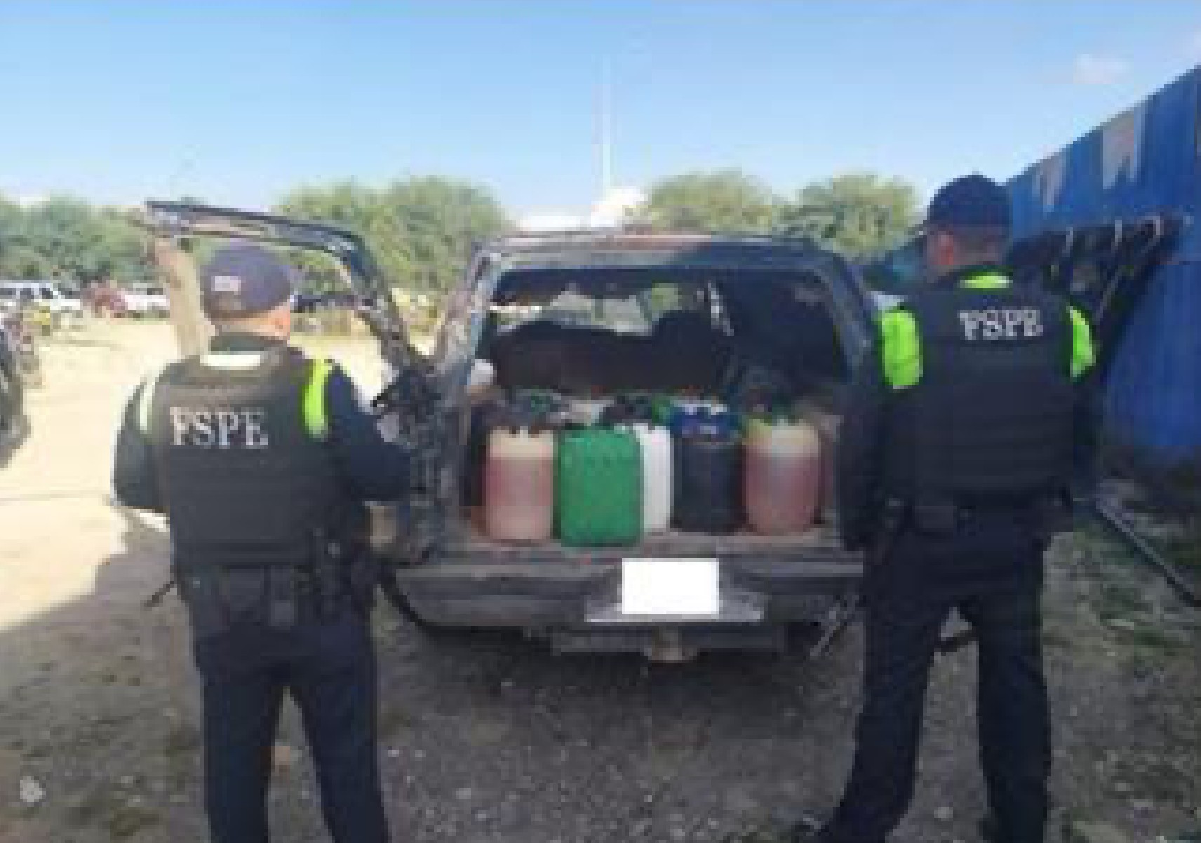 Asegura Estado dosis de droga y casi 8 mil litros de hidrocarburo