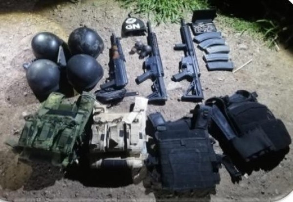 Detienen a 52 personas y aseguran 33 armas