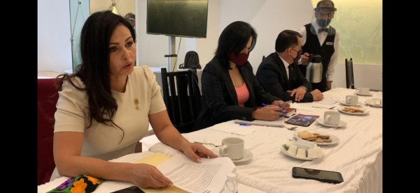 López Santillana dijo muy pocas cosas, pero calló muchas más: Morena