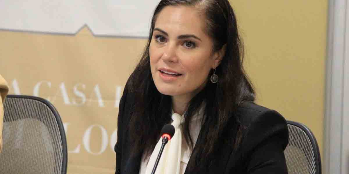 Seré muy respetuosa de los tiempos: Ale Gutiérrez