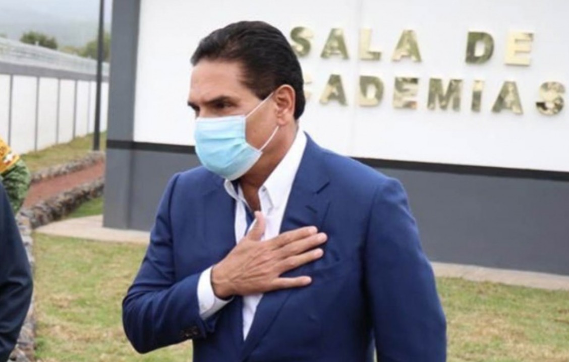 Gobernador de Michoacán da positivo a covid-19