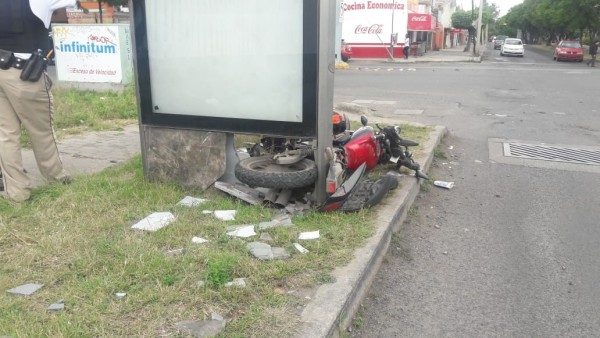 Afinan propuesta para evitar que conductores de moto lleven menores de edad