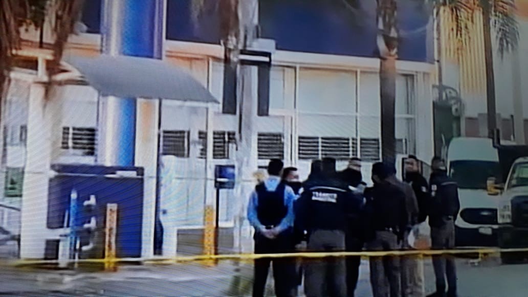 Frustran tránsitos robo de cajero