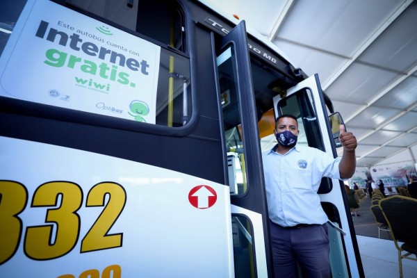 Estrenan internet en camiones del SIT