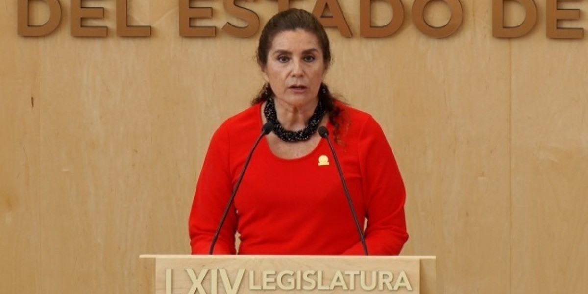 Defiende diputada morenista a siervos de la nación, “sobran vacunas“
