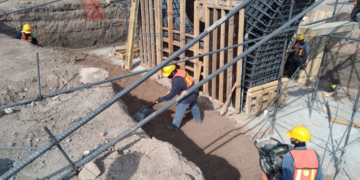 Avanza construcción del puente Hilario Medina