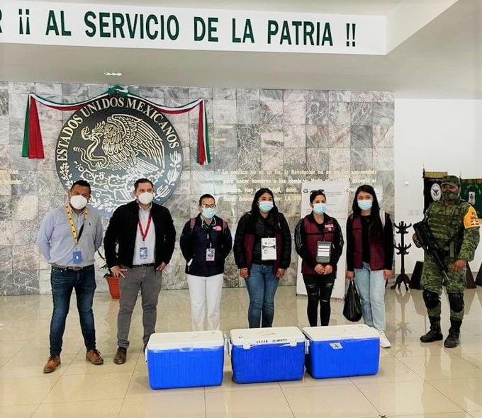 Comienzan aplicación de vacunas Sinovac en siete municipios