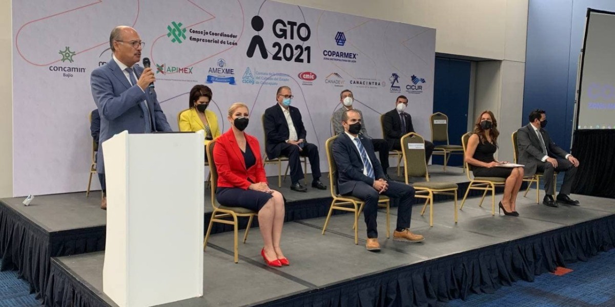 Presentan organismos empresariales propuestas a plantear a candidatos
