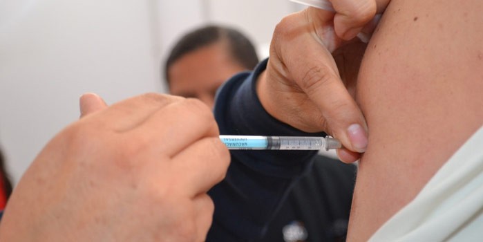 Siguiente semana podrían llegar vacunas para jóvenes de 18 a 29 años