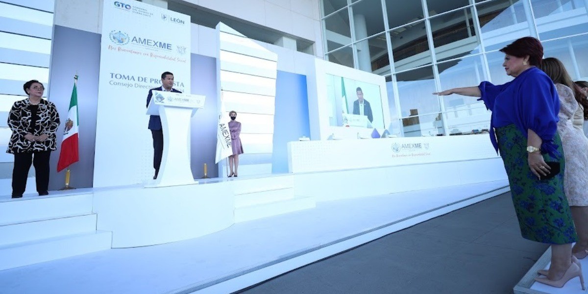 Rinde protesta nuevo Consejo Directivo de Amexme