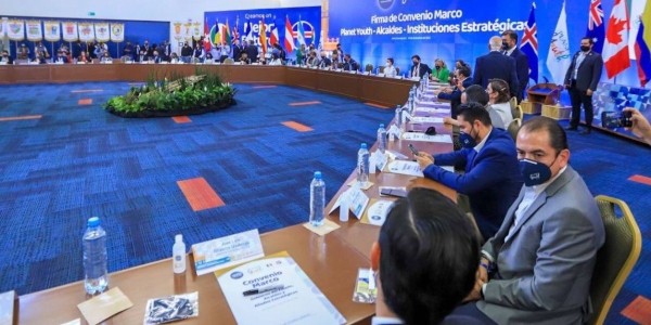 Pide gobernador a los alcaldes estar convencidos del programa Planet Youth