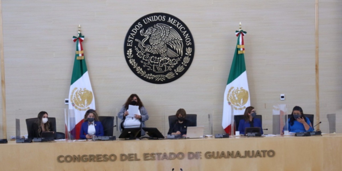 Prorrogan recepción de informes de gobierno estatal y de la FGE