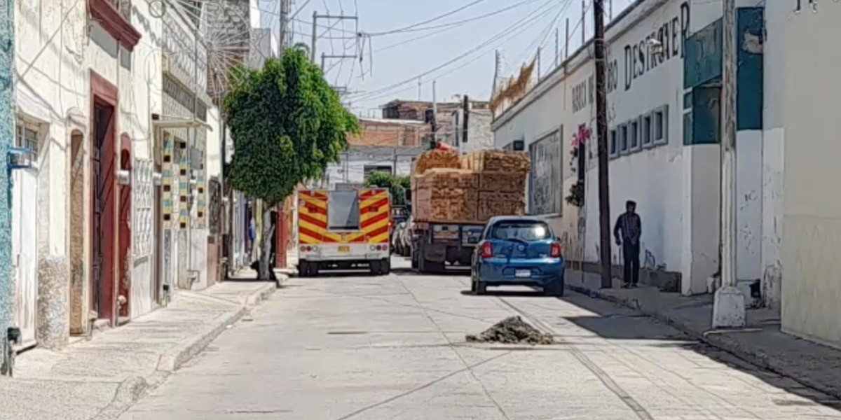 Encuentran cuerpo en aljibe de fábrica abandonada