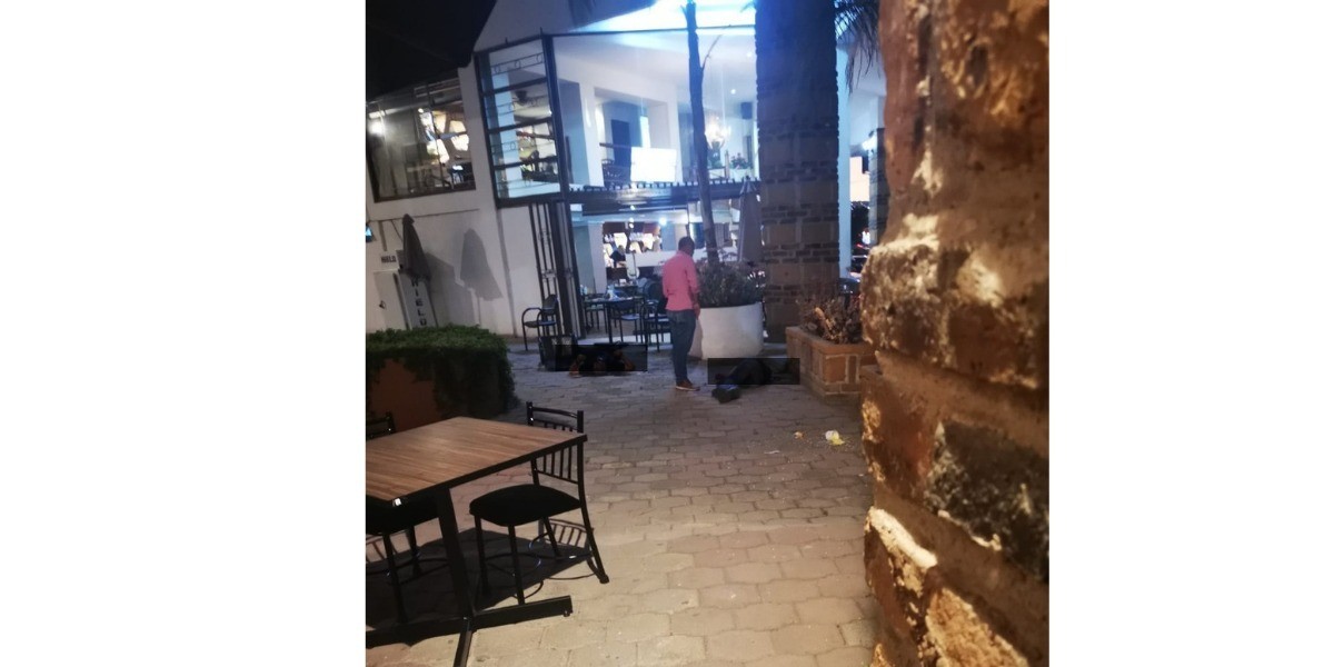 Acribillan a dos hombres en la Placita del Campestre
