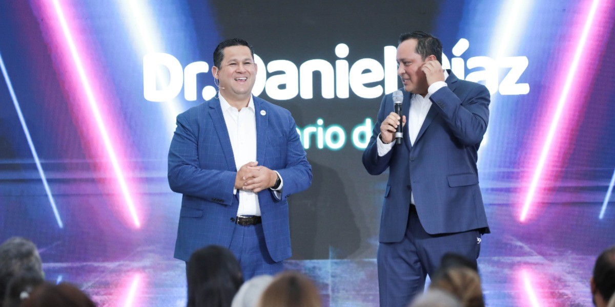 Pide gobernador defender el mejor sistema de salud estatal