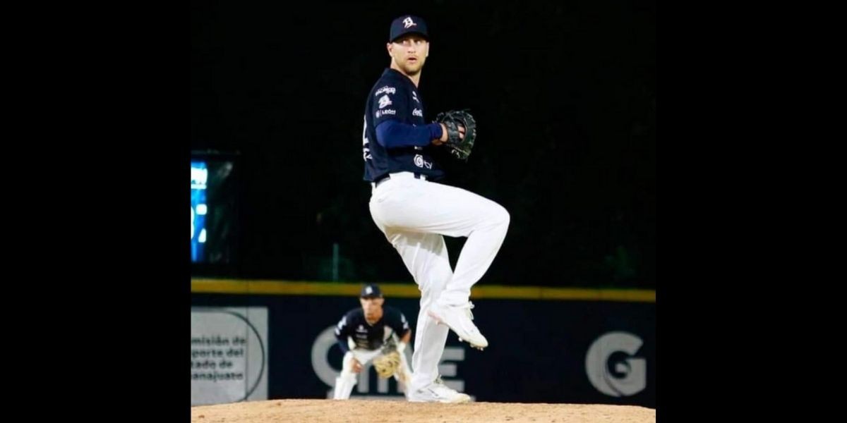 Se recupera Bravos de León y gana a Rieleros