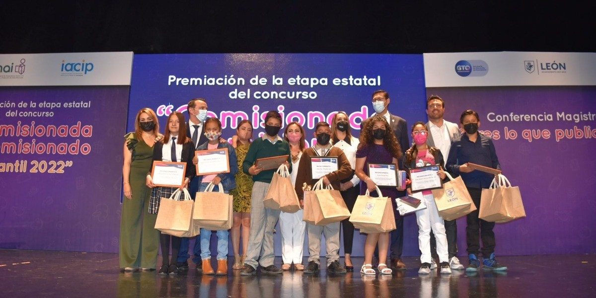 Premia IACIP a ganadores de etapa estatal del Concurso Nacional Comisionada y Comisionado Infantil 2022