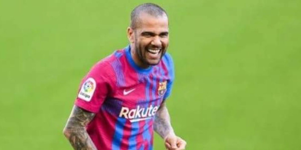 Dani Alves sí llegaría a Pumas