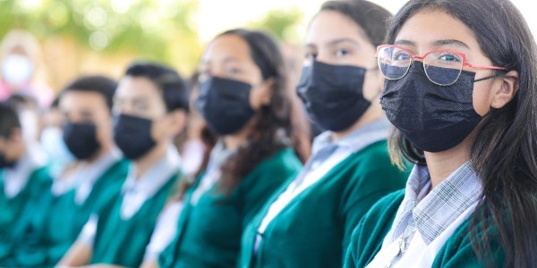 Regresan a las aulas más de 1.6 millones de estudiantes