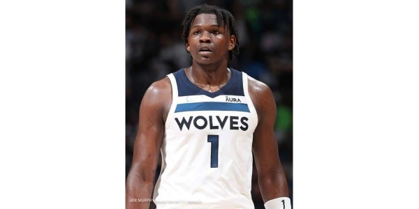 Multa NBA a Anthony Edwards por comentario homofóbico