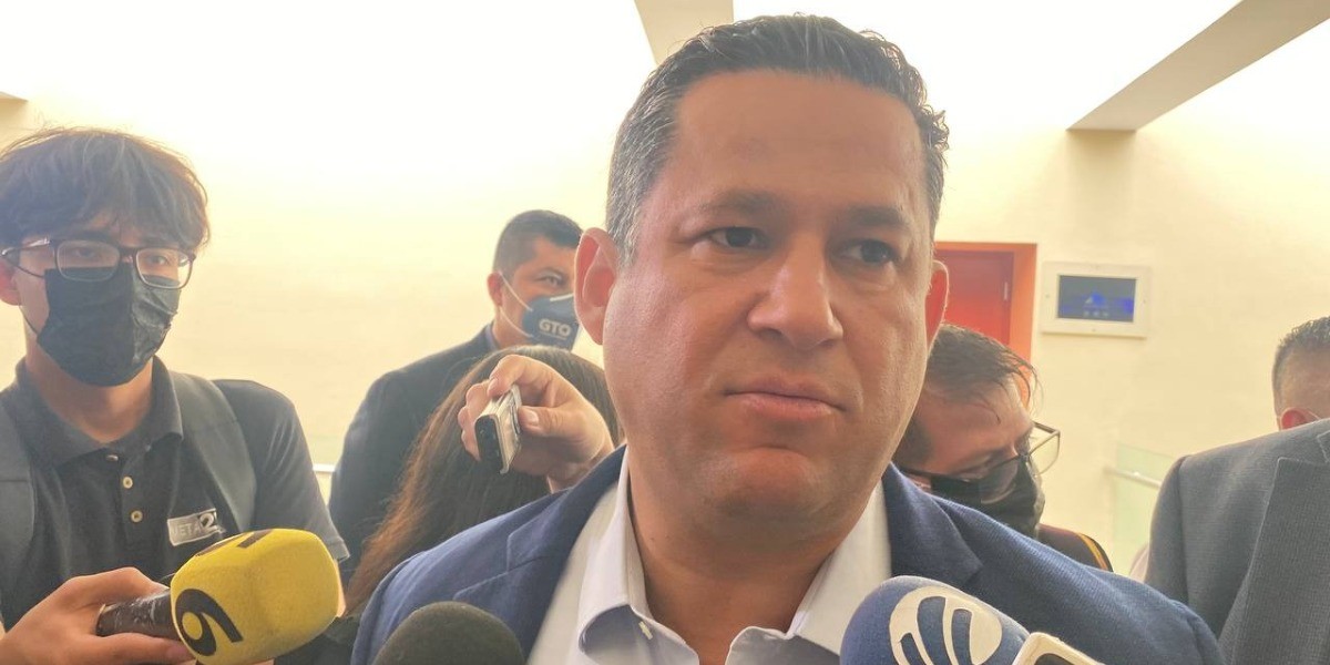 Asegura gobernador que matanza en Tarimoro es por la división en el cártel