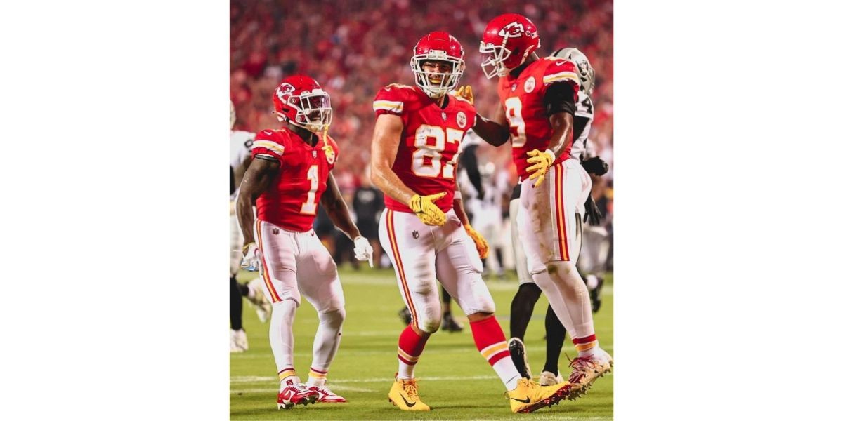 Vuelve a remontar Kansas City y vence a Raiders