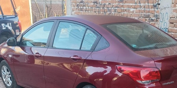 Encuentran cadáver encajuelado en Maravillas