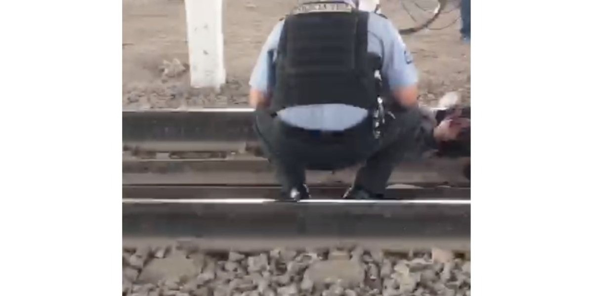 Arrolla tren a joven en Jesús María